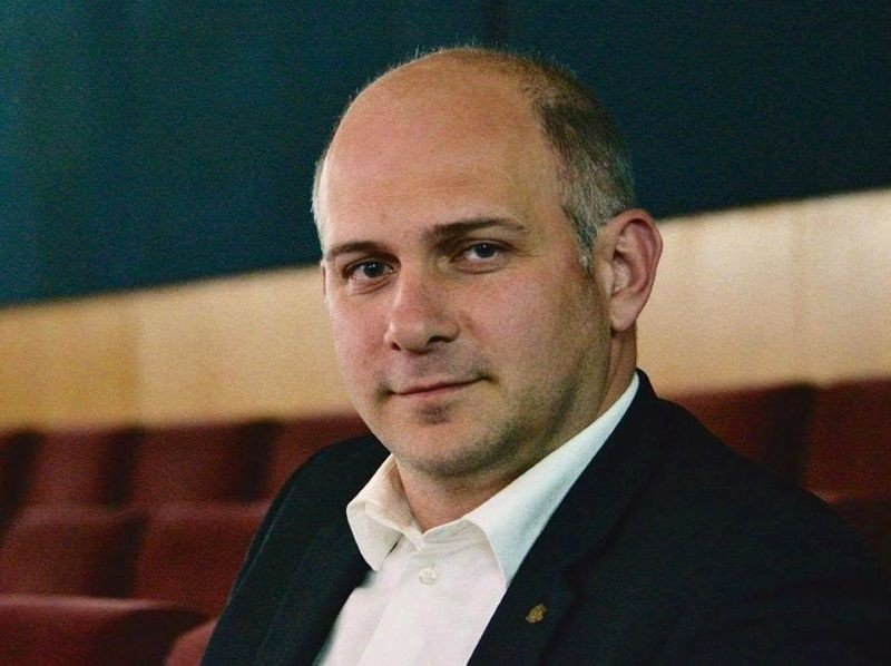 Васил Василев ще бъде новият директор на Народния театър „Иван