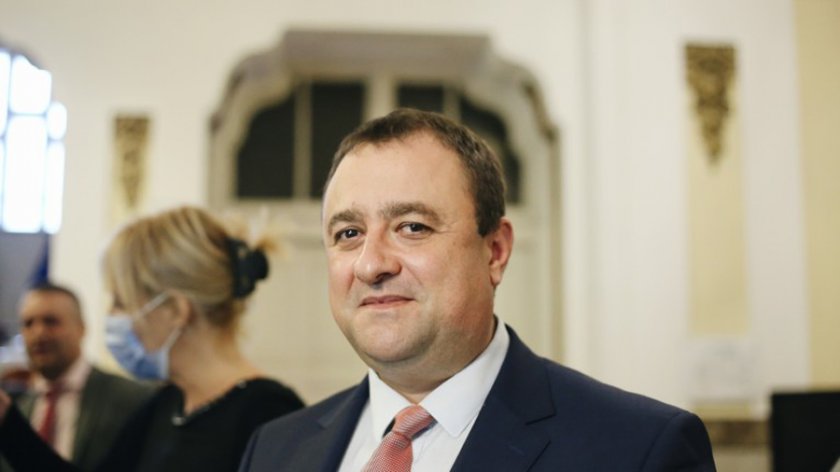 Държавата още не е почнала да купува зърно, няма пари засега
