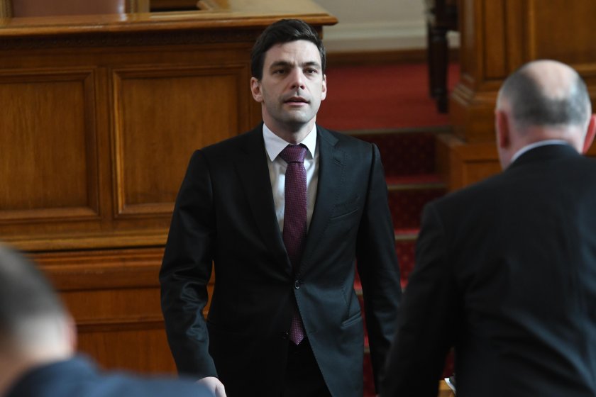 В управляващата коалиция няма предварителен разговор по отношение на повторна