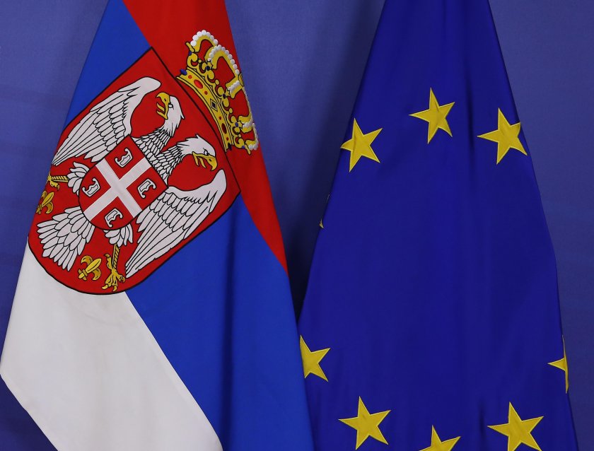 Мнозинството от сърбите са против присъединяване към ЕС