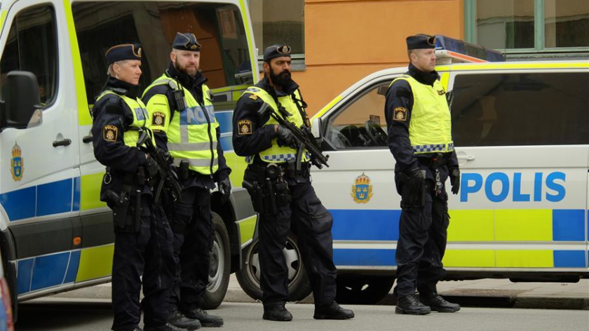Трима души бяха ранени при поредните безредици в Източна Швеция,