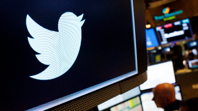 Мъск сключи сделка за придобиването на Туитър