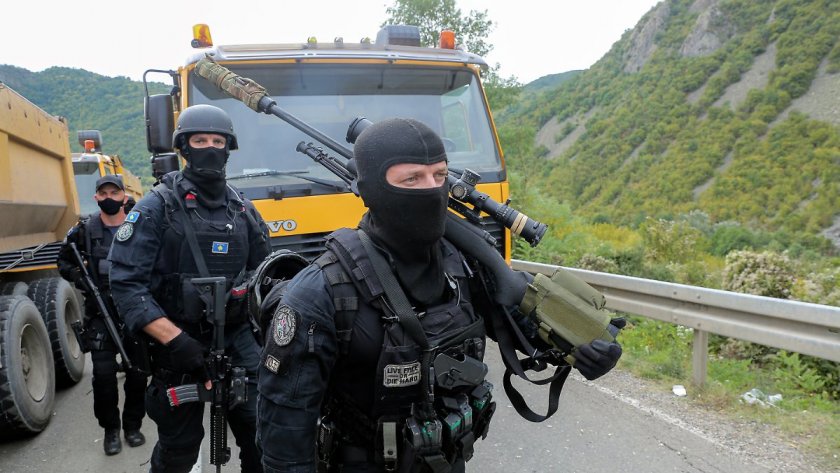 Косовската полиция засили присъствието си в Северно Косово, след като