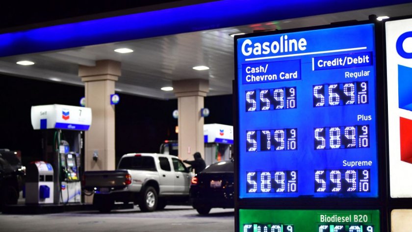 Бензинът в САЩ удари нов рекорд за всички времена
