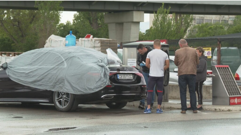 Пострадалият при въоръжения грабеж бизнесмен е опериран успешно