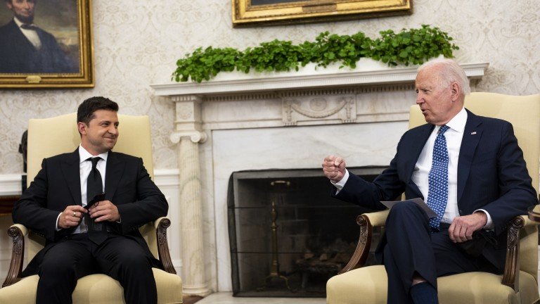 Украинският лидер Володимир Зеленски благодари на президента на САЩ Джо