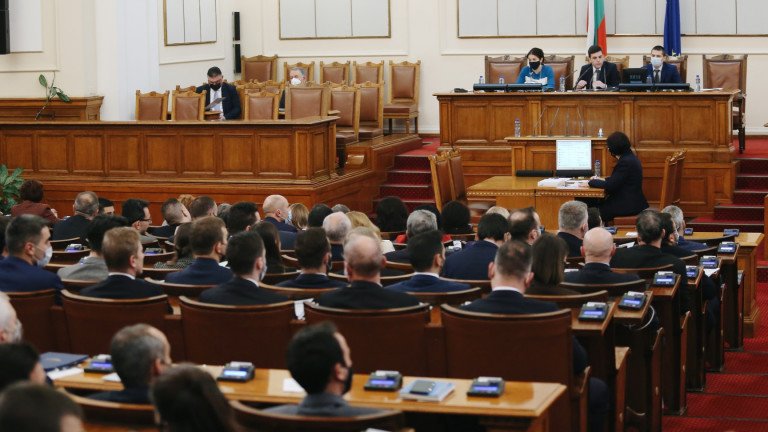 НС поряза ГЕРБ за комисията за проверка на служебния кабинет
