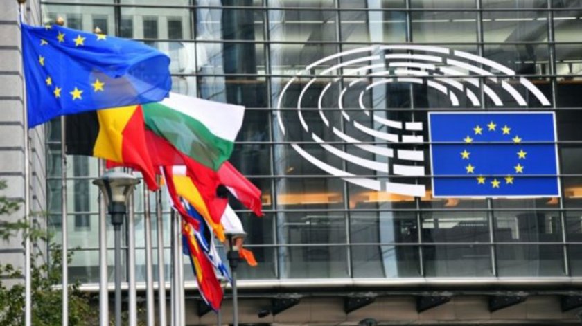 ЕК ще криминализира заобикалянето на санкции в ЕС