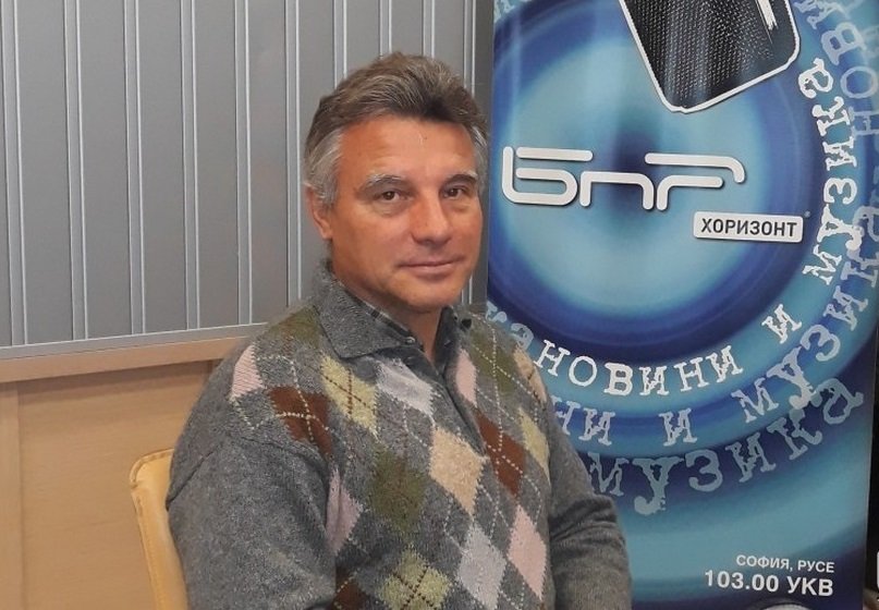 Проф. Иво Христов: България сваля ветото над РС Македония