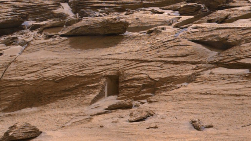 „Кюриосити“ засне… врата на Марс (СНИМКИ)