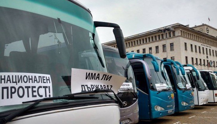 Превозвачите плануват мащабен протест в неделя в София, точно когато