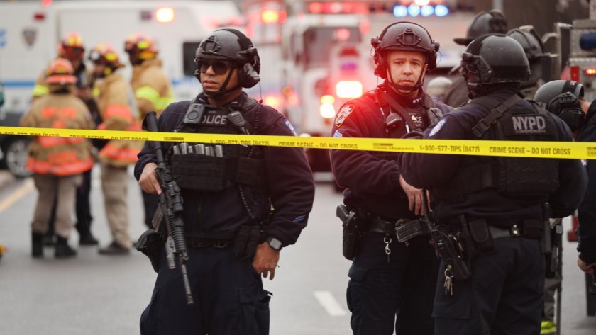 Един убит и осем ранени след стрелба на парти в Южна Калифорния