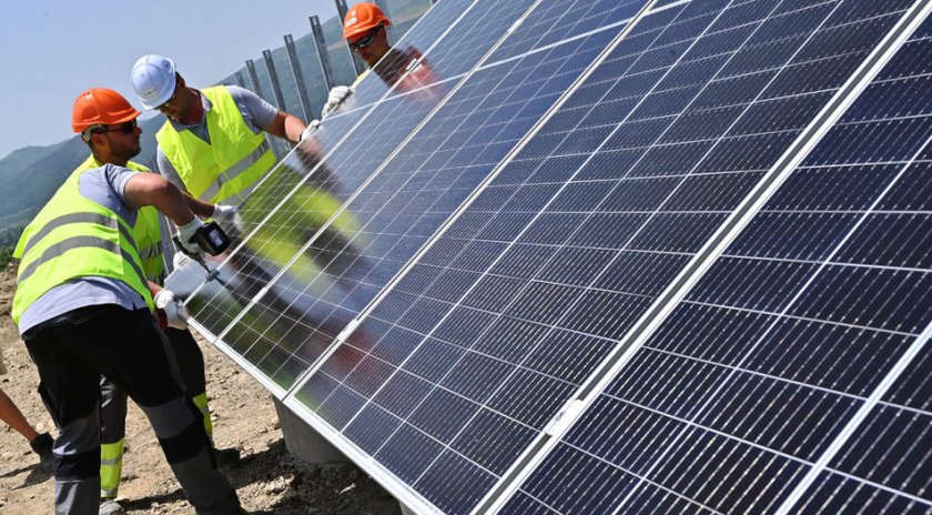 Енергия от възобновяеми енергийни източници (ВЕИ) ще струва около 10000