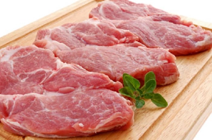 Резил: Само 30% от свинското е българско