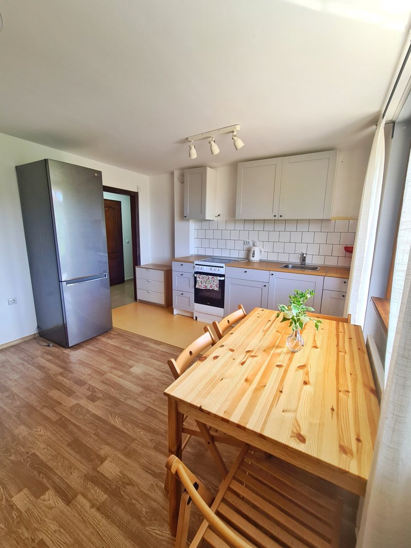 Уредени от години у нас украинци потриват ръце заради възможността