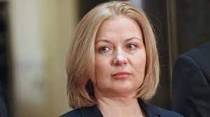 Йорданова: Младите юристи ще държат единен държавен изпит