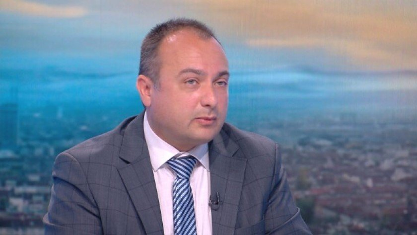 Алена Щерк беше добър човек, клиентът ми много тежко преживява