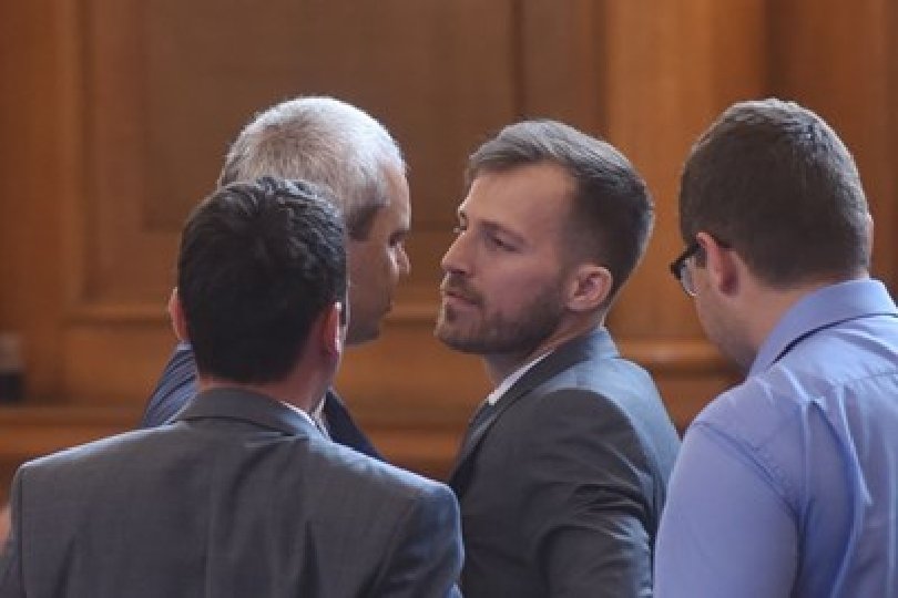 Костадин Костадинов: "Продължаваме промяната" издълба ново дъно