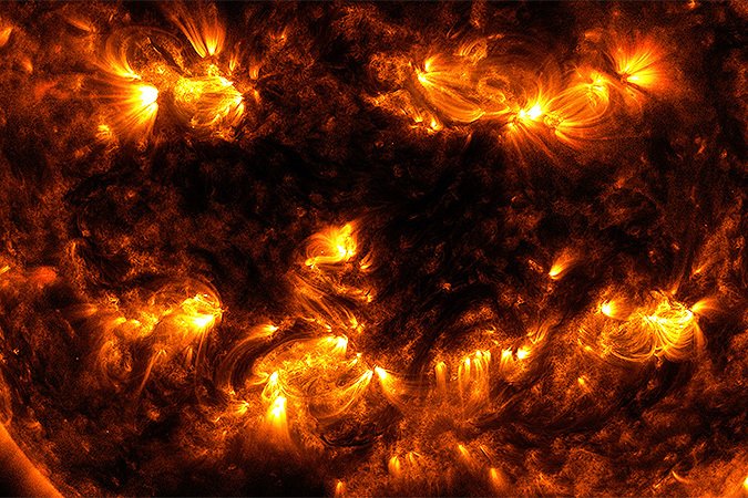 Мистериозни вълни в слънцето озадачават учените