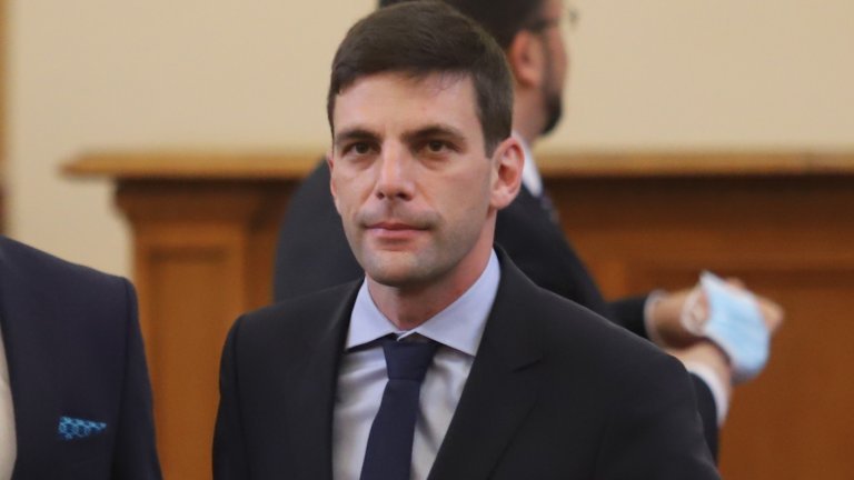 На председателски съвет ще се обсъди наказание на Костадин Костадинов
