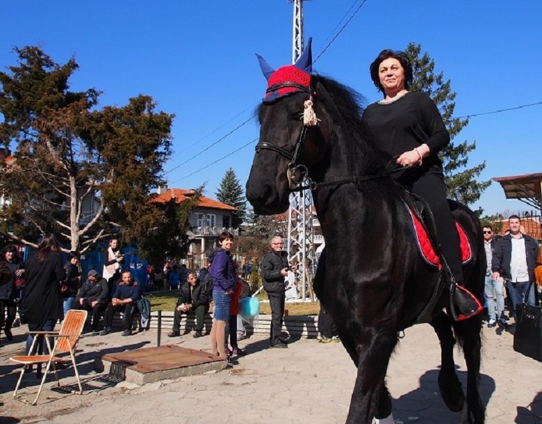 Цецо Петров, братовчед Корнелия Нинова, разкри, че лидерката на БСП