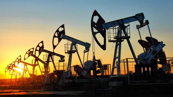 Нефтът надхвърли 122 долара за първи път от март