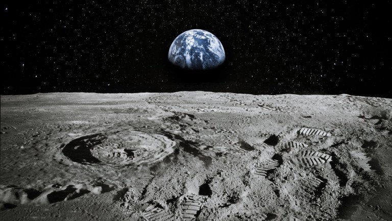 Франция и САЩ подписват за съвместна работа на Луната