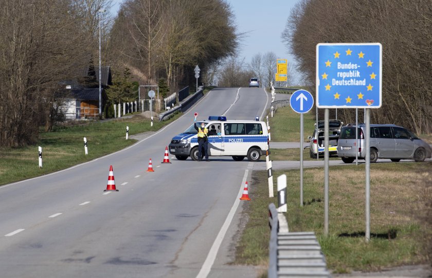 Германия засилва проверките по границата