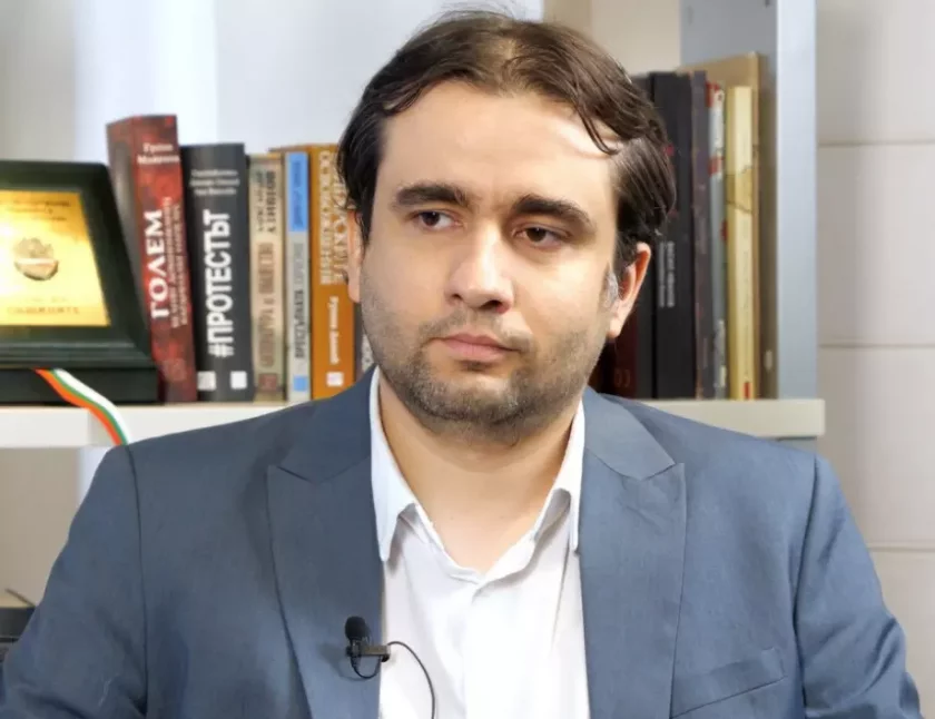 Министър Божанов: Избори по време на няколко кризи са лошо решение