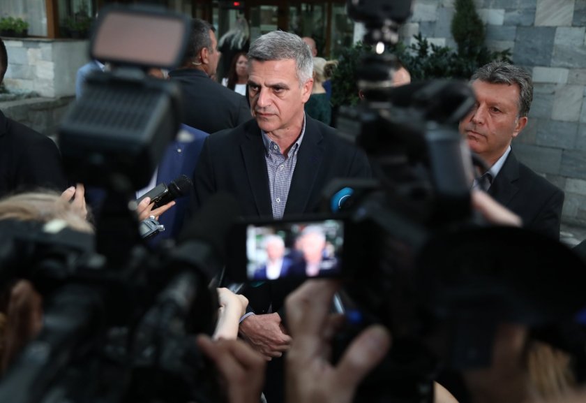 Основателят на &bdquo;Български възход&rdquo; Стефан Янев е прогонил любовния тандем