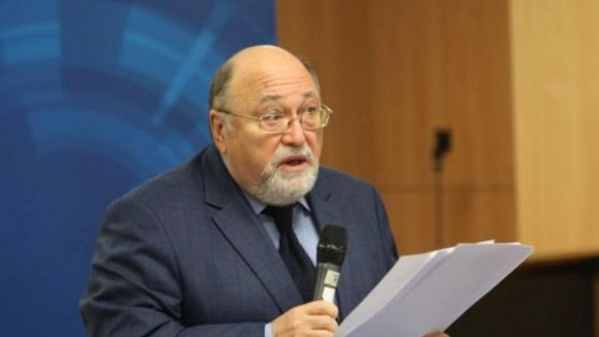 Евродепутатът от ГЕРБ/СДС Александър Йорданов е изпаднал в оргазмичен екстаз