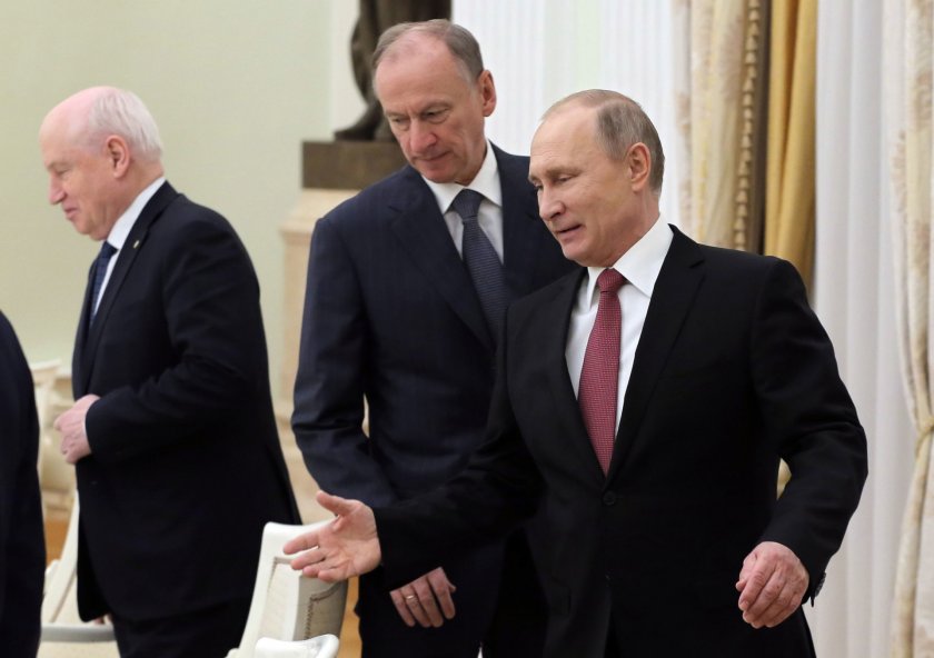 Един от най-близките съюзници на руския президент Владимир Путин предупреди