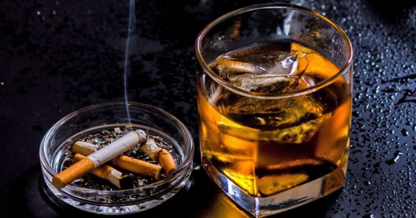 Цигарите и алкохолът най-евтини в България