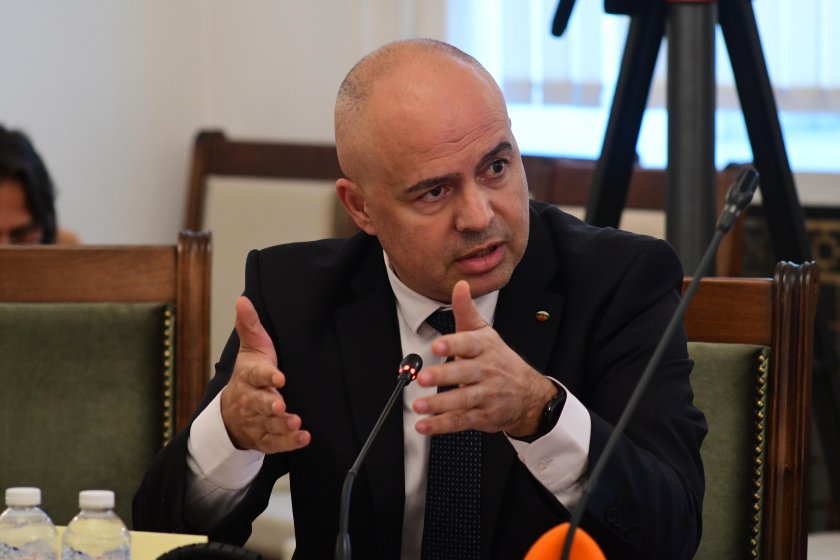 Свиленски: Президентът да обясни на поддръжниците си, че кабинетът трябва да падне, за да дойде Борисов