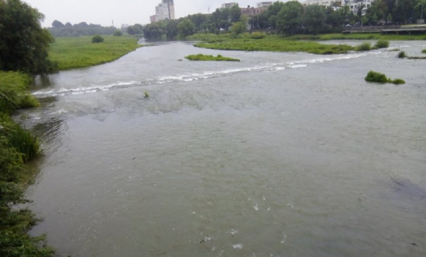 Рибар падна във водите на Марица край първомайското село Крушево