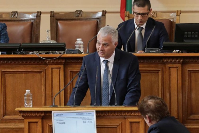 Министър-председателят в оставка Кирил Петков е наредил устно на шефа