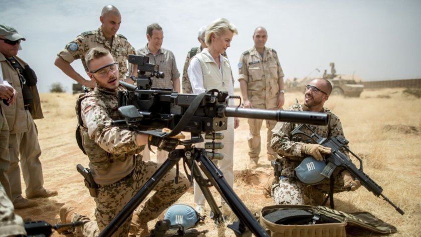 Испания не изключва намеса на НАТО в Мали, ако това