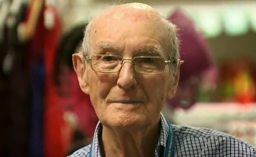 100-годишен се върна на работа от скука (ВИДЕО)