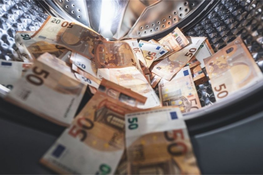 MONEYVAL: България не се справя с прането на пари