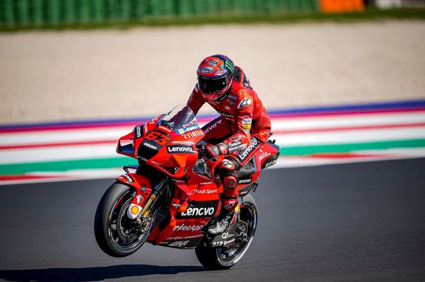 Пилотът на Дукати в MotoGP Франческо Баная е катастрофирал на