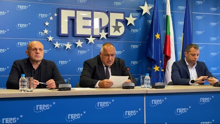 Най-мащабното купуване на гласове се провежда в българския парламент в