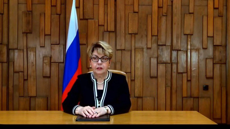 Държат ли руски дипломати наши политици с компромати