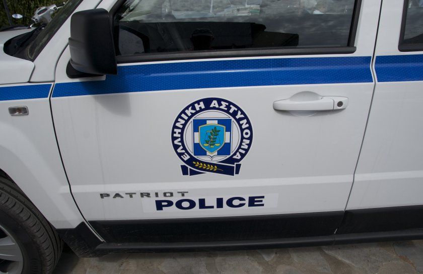 Извадиха четири полуприпаднали деца на възраст между три и осем