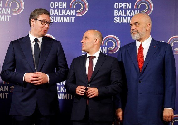 Президентът на Сърбия Александър Вучич коментира “френското предложение” за деблокиране