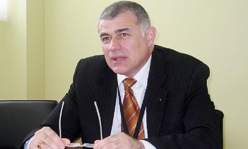 Социалният министър в оставка Георги Гьоков определи споровете в пленарна