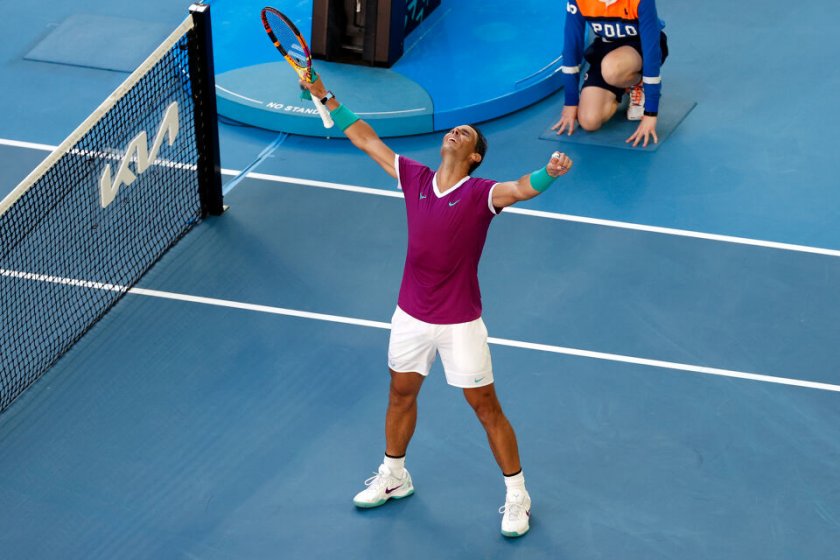 На извънреден брифинг 22-кратният носител на титли от Големия шлем