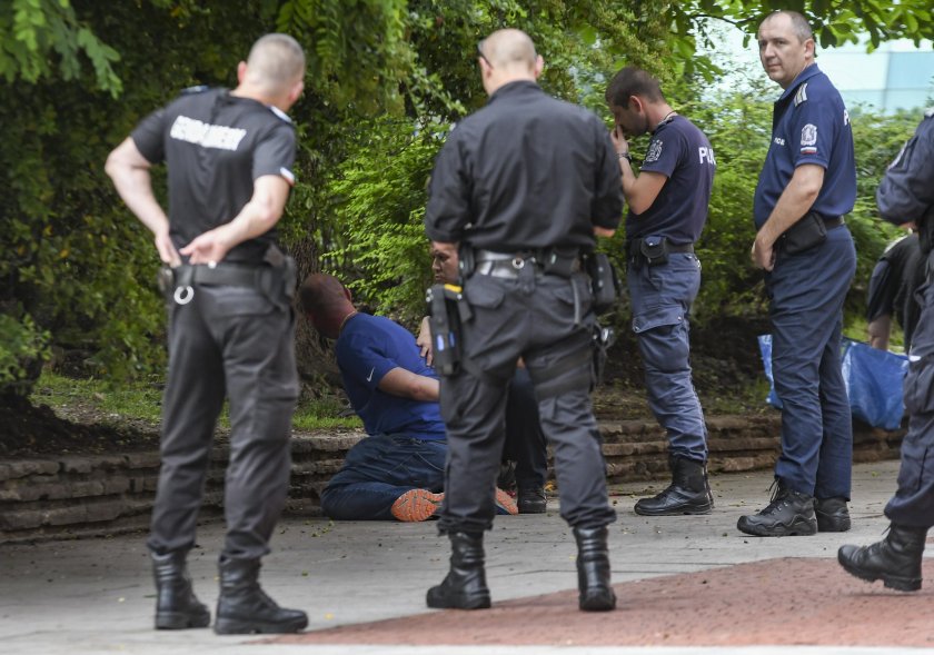 Хванаха двама мъже в Разградско, издирвани с европейска заповед за