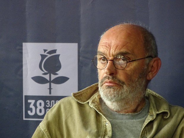 Почина режисьорът Иван Черкелов, потвърди сестра му.Иван Черкелов е роден