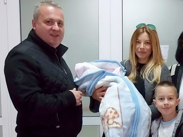 Емилия направи затрогваща изненада за своя съпруг Жорж Башур по