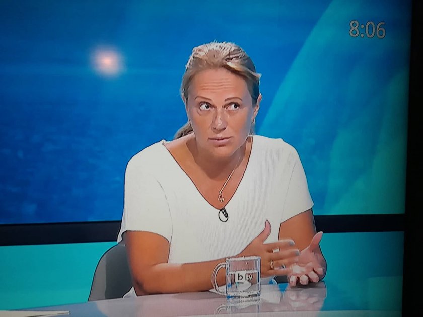 Дишането на райски газ от подрастващите може да ги тласне